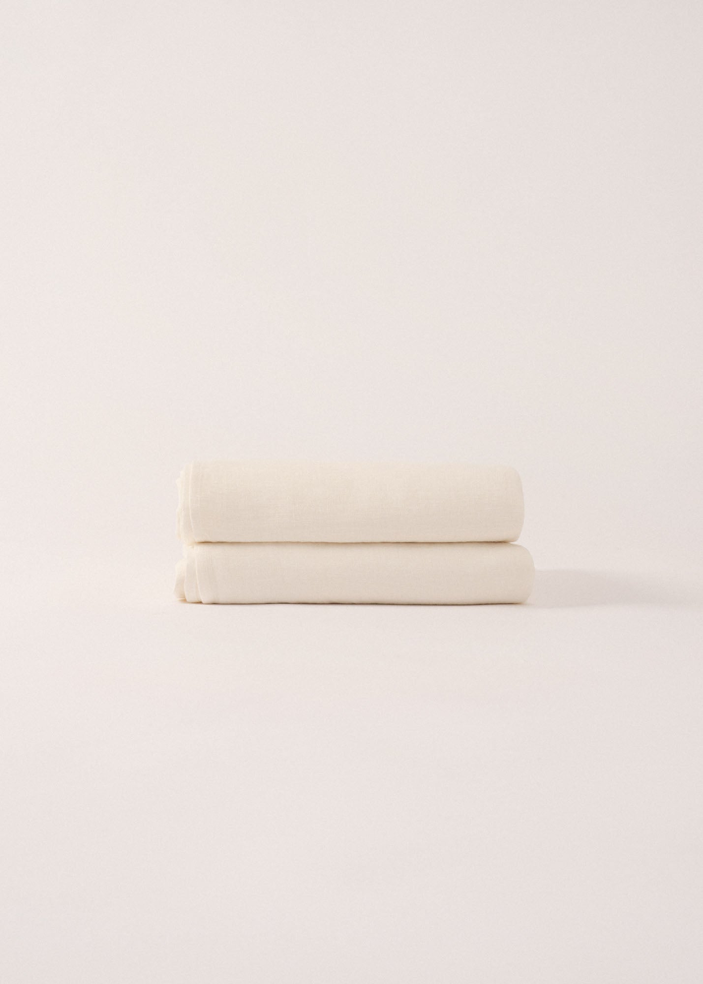 AmourLinen Linen flat sheet Linen flat sheet in White Linen flat sheet in White